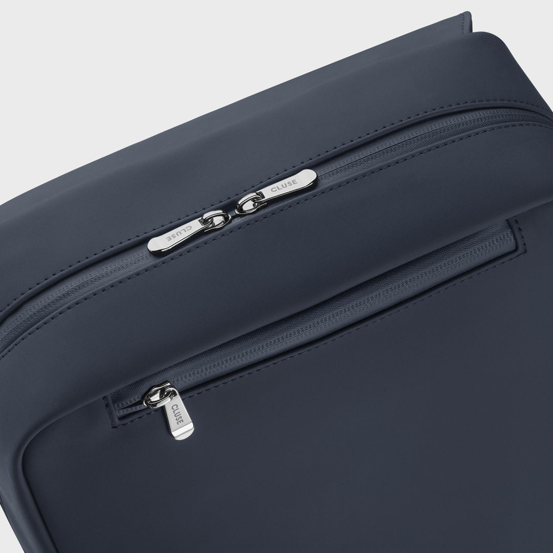 CLUSE Nuitée Backpack Dark Blue CX03603 - Backpack zipper detail