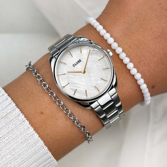 Féroce Petite Steel, White Pearl, Silver Colour CW11211 - Watch on wrist