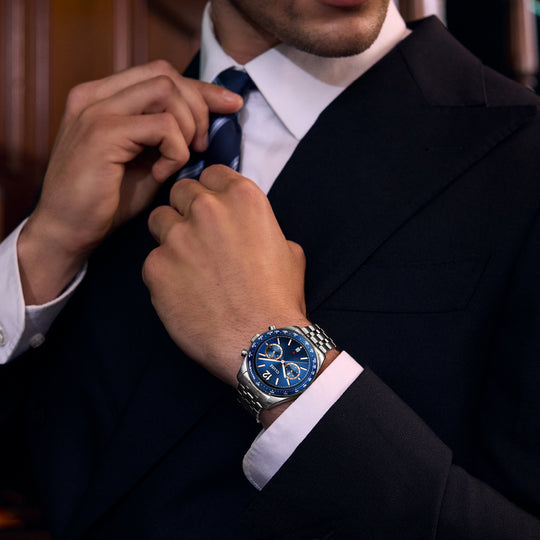 CLUSE Aravis Dual Timer Steel, Blue, Silver Colour CW25601 - Watch on model