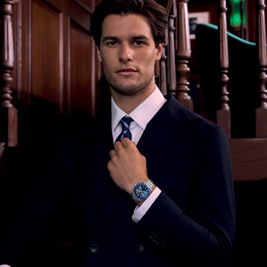 CLUSE Aravis Dual Timer Steel, Blue, Silver Colour CW25601 - Watch on model