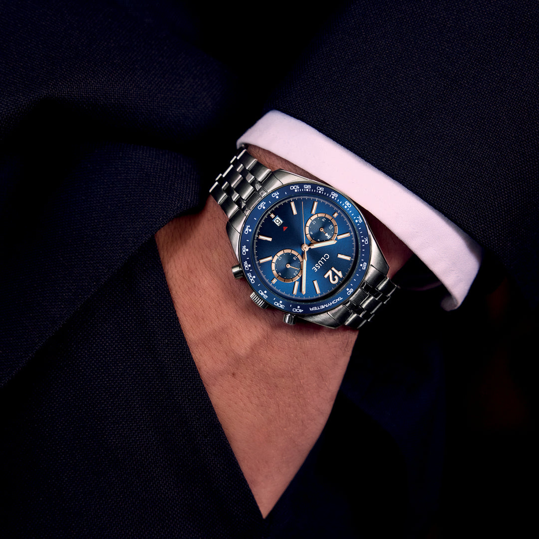 CLUSE Aravis Dual Timer Steel, Blue, Silver Colour CW25601 - Watch on model