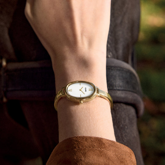 CLUSE L'Ovale Watch Steel, White, Gold Colour CW16101 - Watch on model