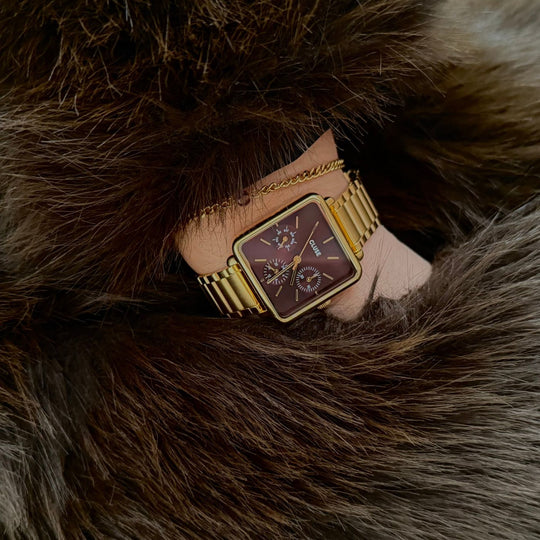 CLUSE Gift Box La Tétragone Multifunction Watch Steel, Dark Cherry & Bead Bracelet, Gold Colour CG13801 - Watch on influencer