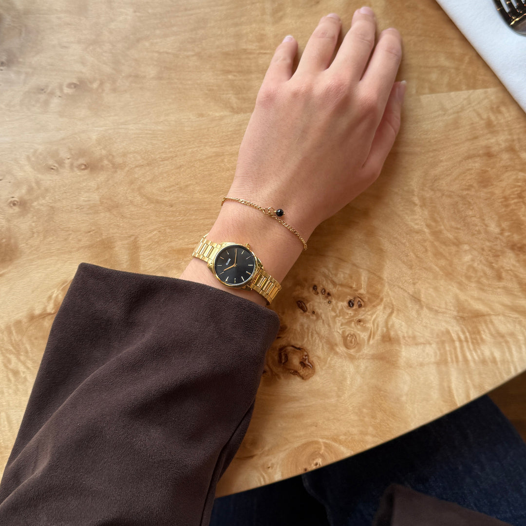 CLUSE Gift Box Féroce Mini Black/Gold CG11701 - Watch on wrist