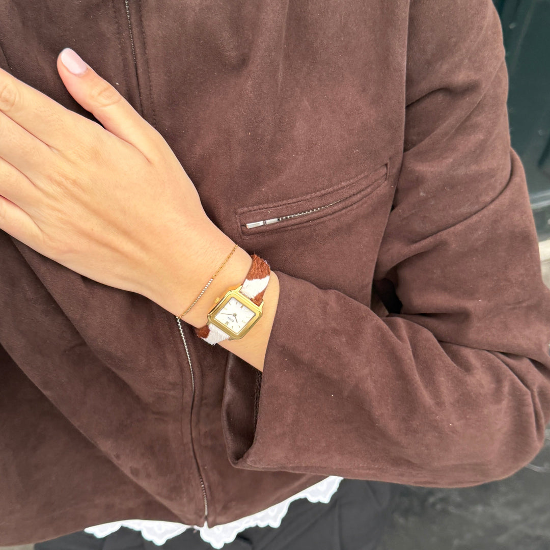 CLUSE Strap 14 mm Cow Print Leather, Gold Colour CS12118 - Watch on model