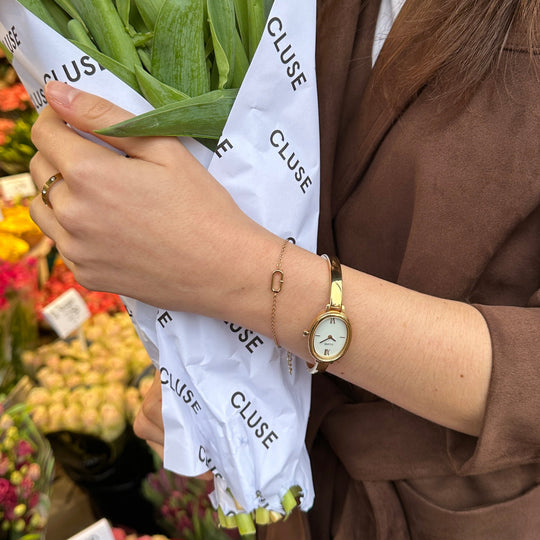 CLUSE L'Ovale Watch Steel, White, Gold Colour CW16101 - Watch on model