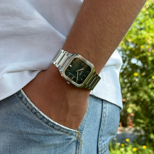 Quadrus Steel, Green, Silver Colour CW25702 - Watch on influencer