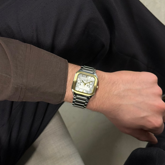 CLUSE Quadrus Multifunction Steel, Silver, Two Tone CW26201 - Watch on model