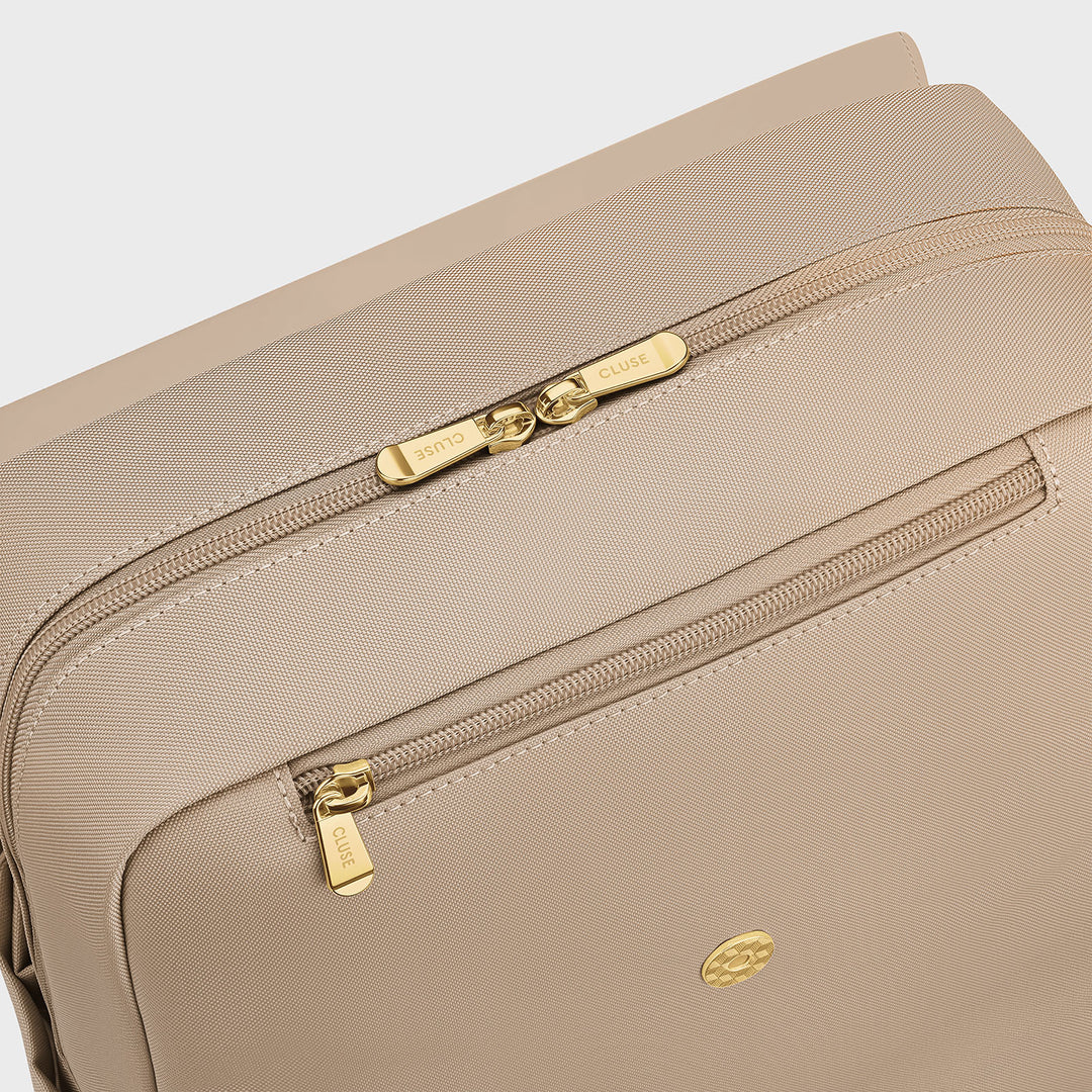 CLUSE Nuitée Backpack, Sand, Gold Colour CX03613 - Backpack zipper detail