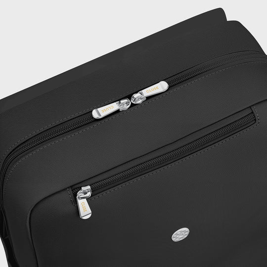 CLUSE Nuitée Backpack, Black, Silver Colour CX03616 - Backpack zipper detail