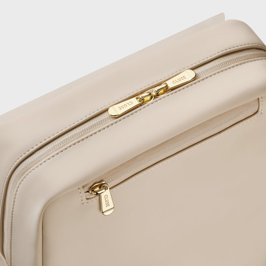 CLUSE Nuitée Petite Backpack Beige Gold Colour CX03902 - Backpack Zipper detail