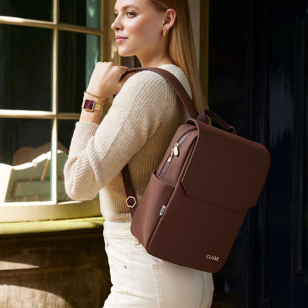 CLUSE Nuitée 2.0 Backpack, Sepia, Gold Colour CX04501- Model image 