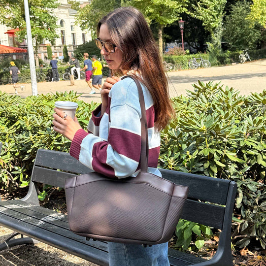 CLUSE Tote Bag Petite, Textured Full Dark Brown Colour CX15804 - Tote Bag petite worn