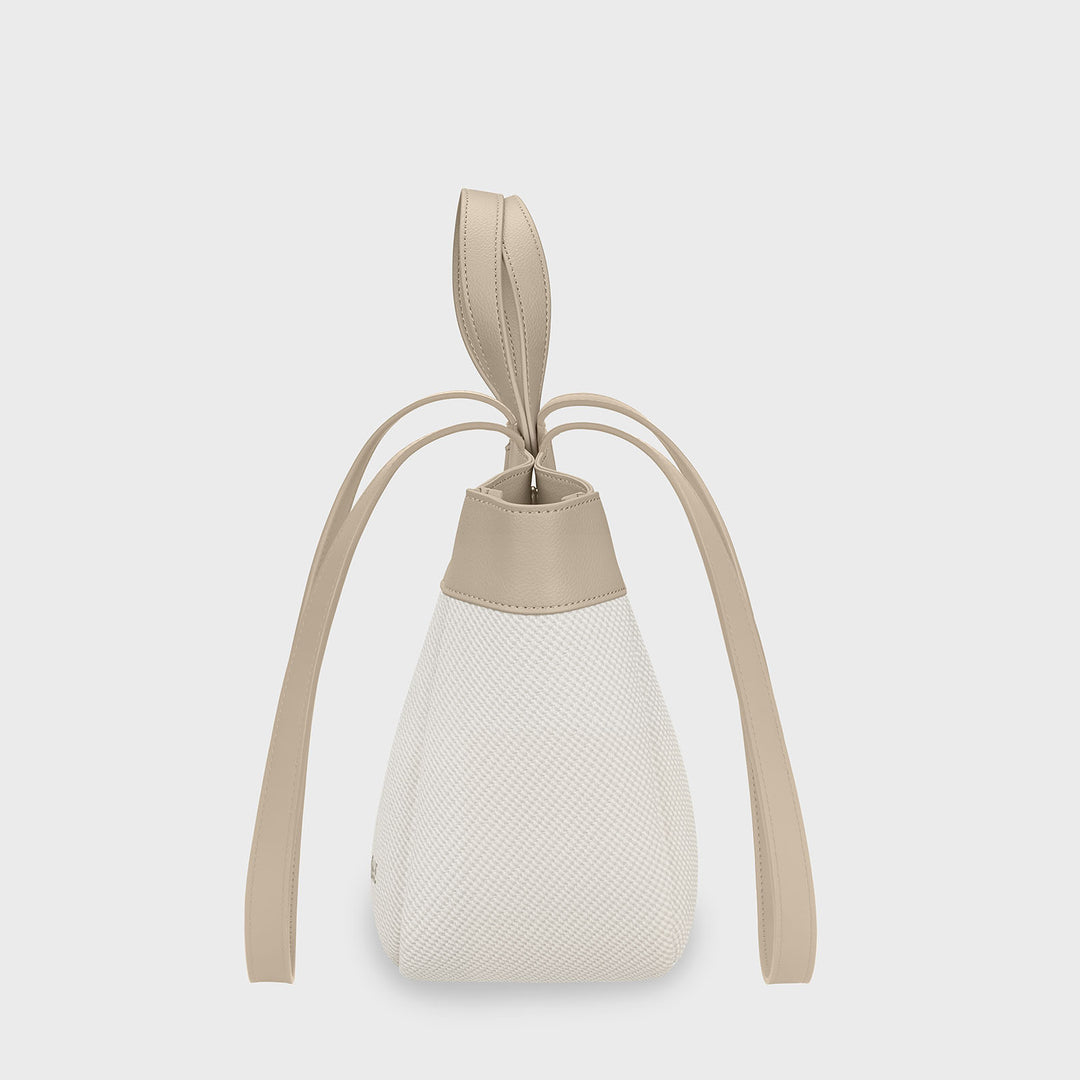 CLUSE Tote Bag Petite, Textured Beige, Sand Colour CX15805 - Tote bag side