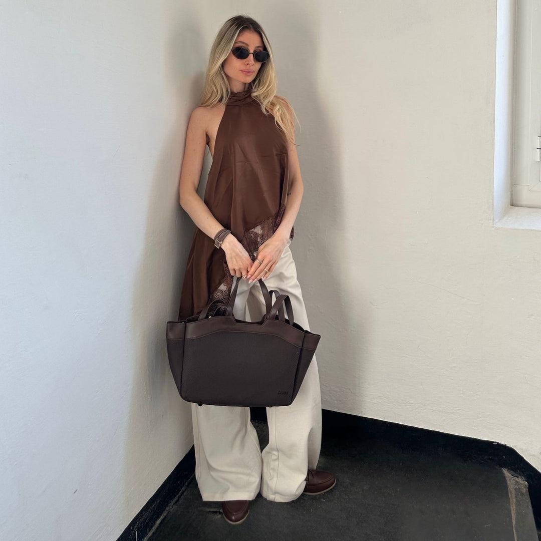 CLUSE Tote Bag Petite, Textured Full Dark Brown Colour CX15804 - Tote Bag petite on influencer