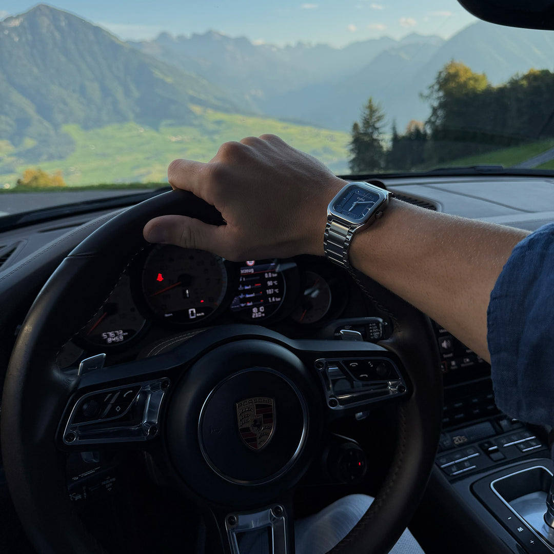 CLUSE Quadrus Steel, Blue, Silver Colour CW25701 - Watch on influencer