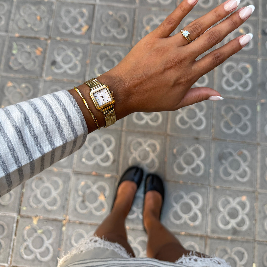 CLUSE Gracieuse Mini Watch Mesh, White, Gold Colour CW15509 - Watch on model