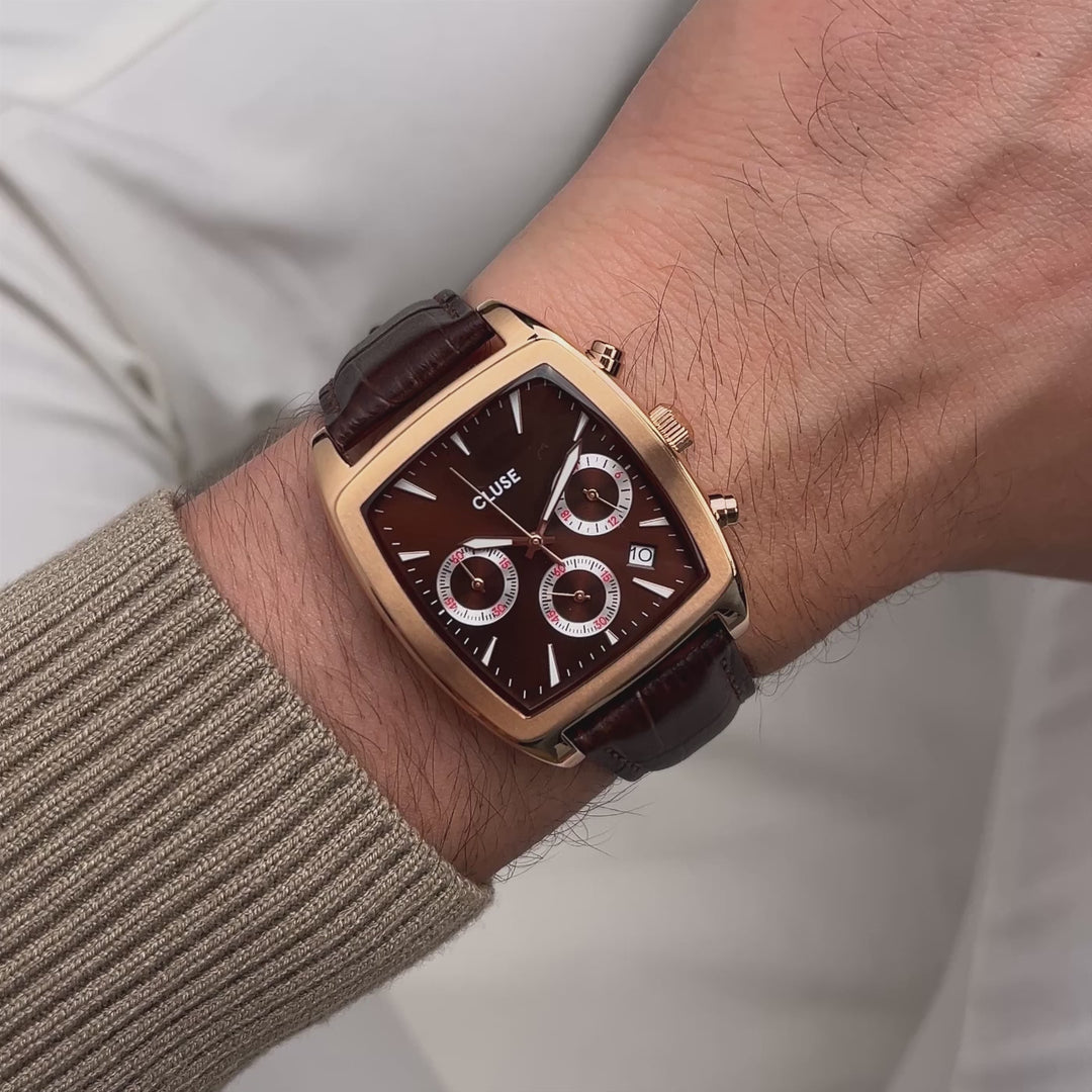 Quartaut Chrono Watch leather, Brown, Rose gold Colour CW52006 - Moving wrist shot