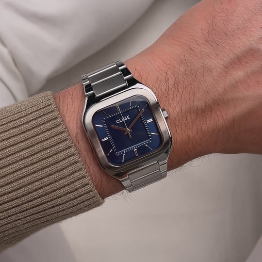 CLUSE Quadrus Steel, Blue, Silver Colour CW25701 - Moving wrist shot
