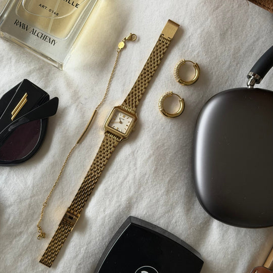 CLUSE Gracieuse Mini Watch Steel, White, Gold Colour CW15506 - Watch on influencer