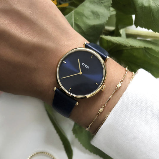 CLUSE Triomphe Leather Gold Blue/Blue - Watch on model