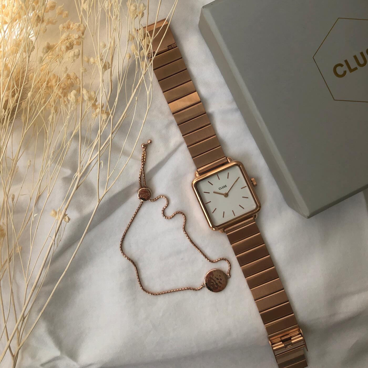 Montre cluse 2024 tetragone rose gold