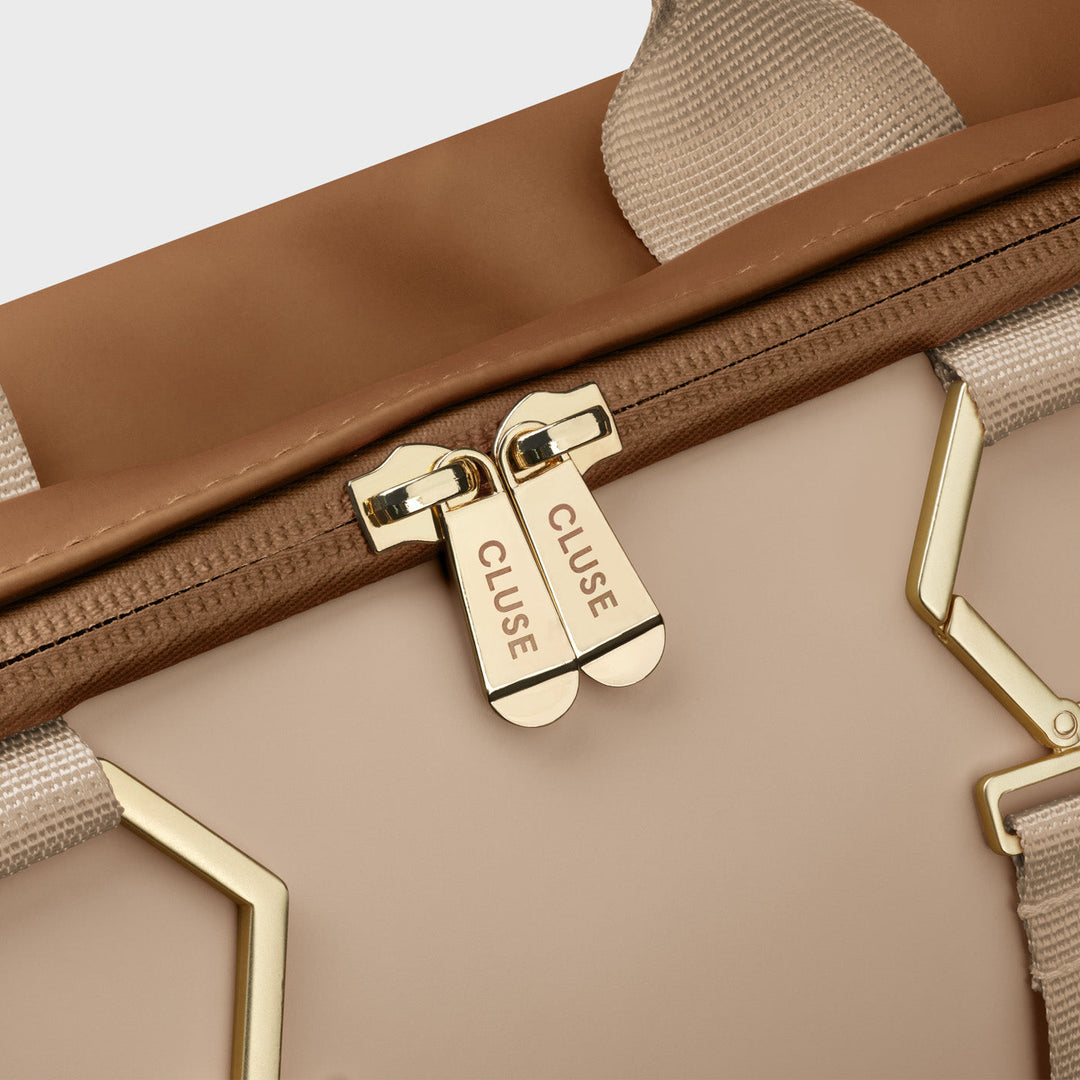 CLUSE Le Réversible Brown/Beige CX03510 - Backpack zipper detail