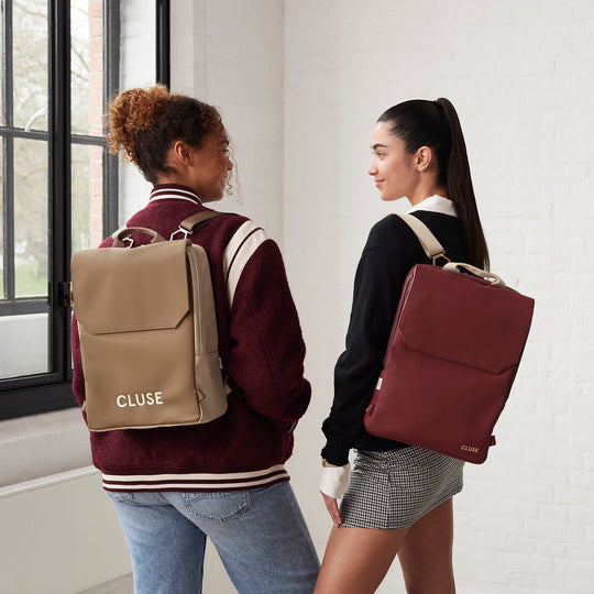 CLUSE Le Réversible Beige/Dark Brown CX03509 - Backpack on model