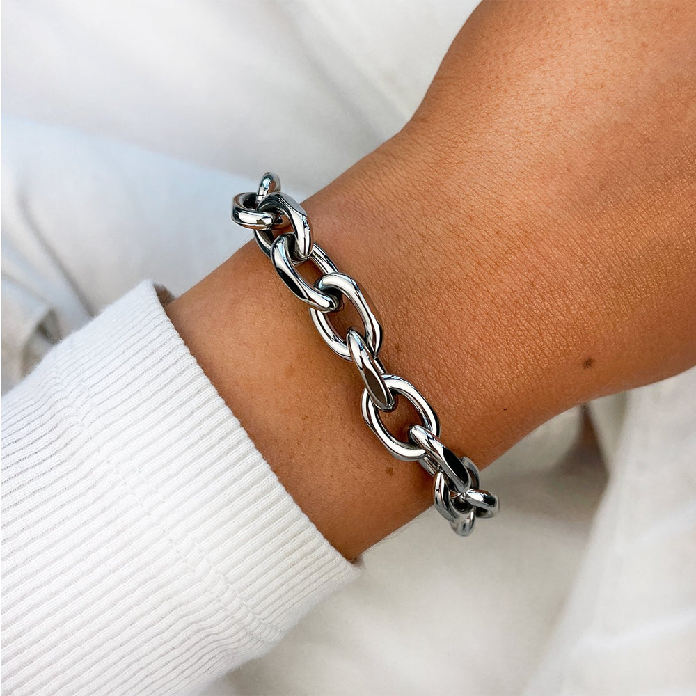 CLUSE Essentielle Silver Chunky Chain Bracelet CB13336 - Chain bracelet on wrist
