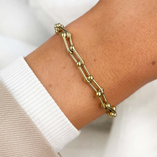 CLUSE Essentielle Chunky Pin Chain Bracelet, Gold Colour CB13342 - Bracelet on wrist
