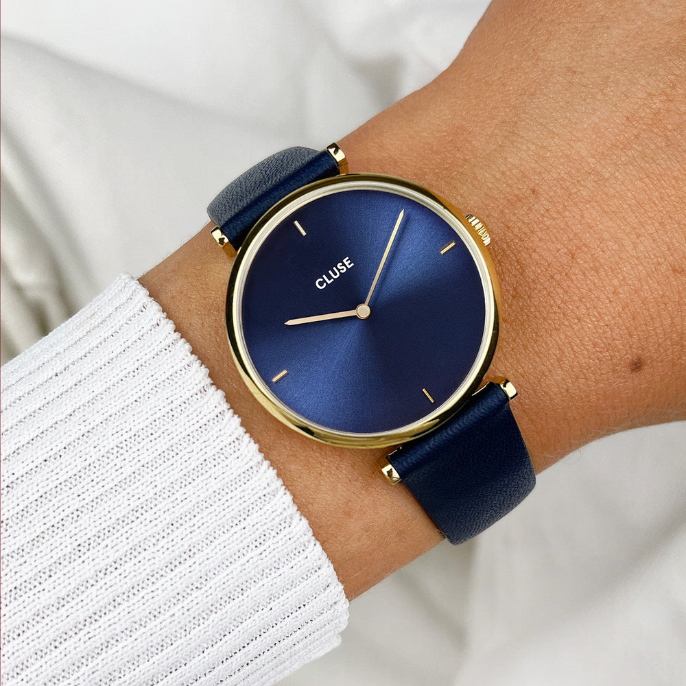 CLUSE Triomphe Leather Gold Blue/Blue - Watch on wrist